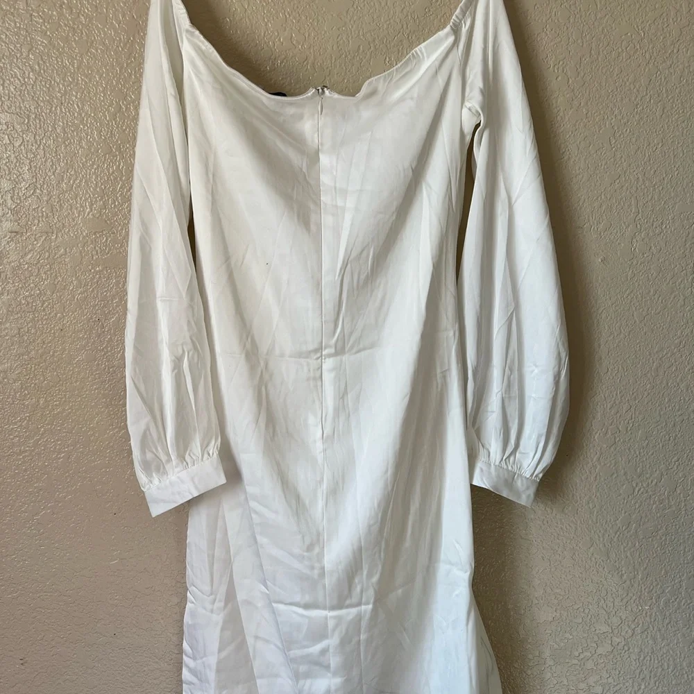 FASHIONOVA WHITE DRESS - Picture 7 of 7